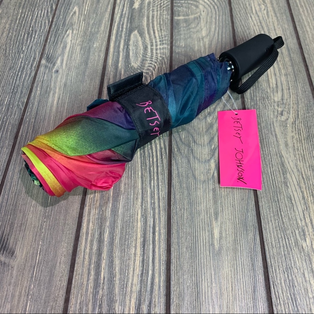 Betsey Johnson Umbrella Rainbow Ombré NEW
